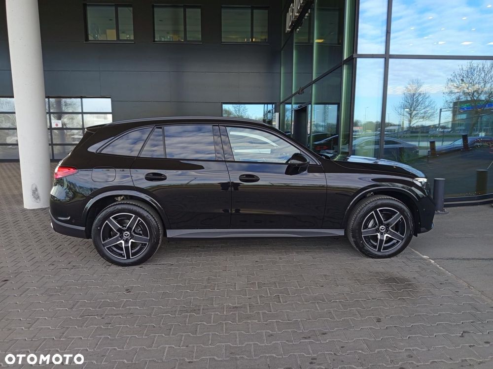 Mercedes-Benz GLC - 4