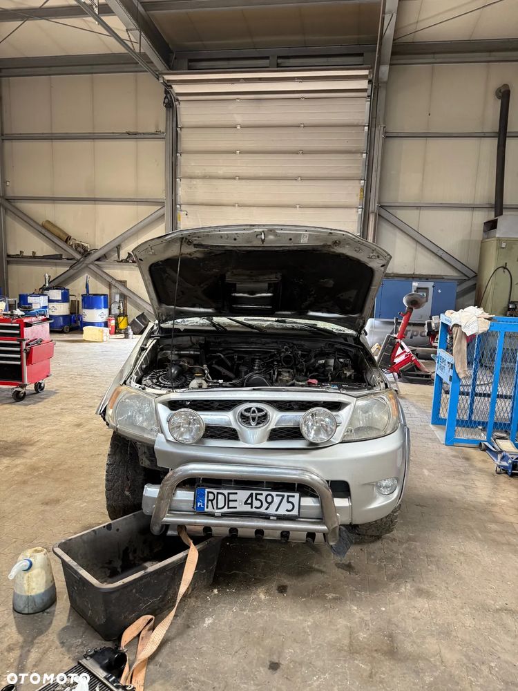 Toyota Hilux 3.0 D-4D Sol - 1