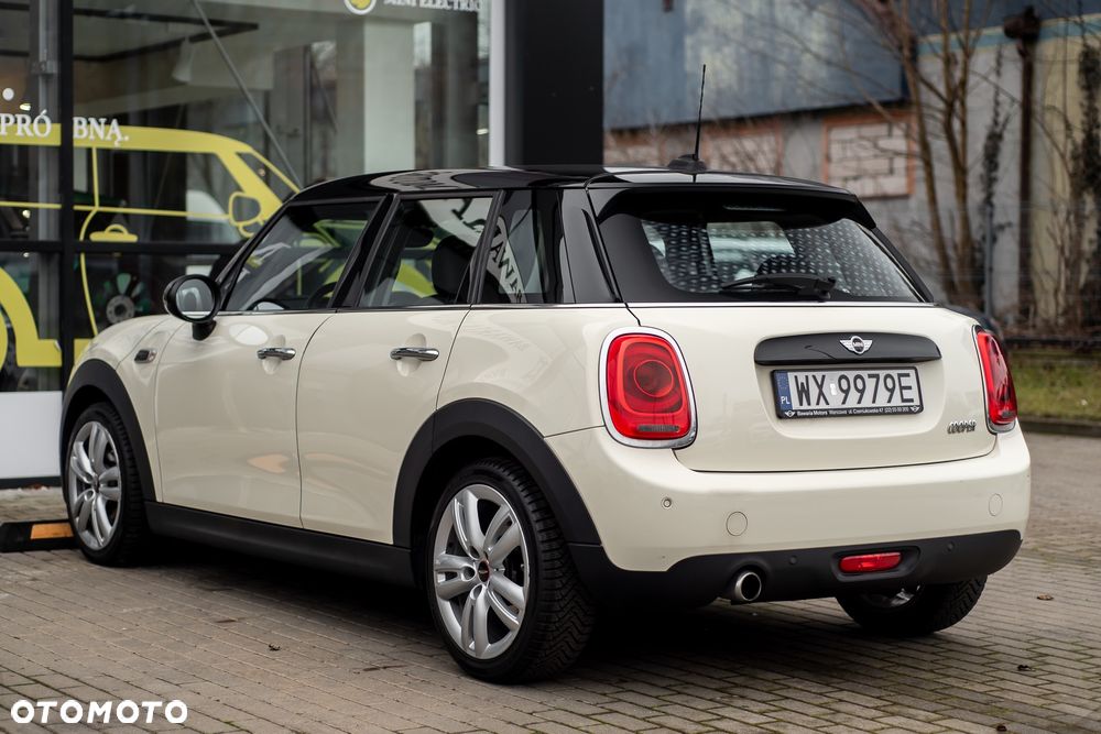 MINI Cooper Standard - 8