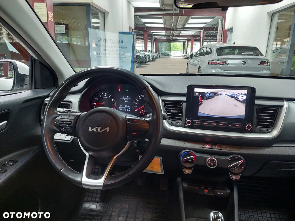 Kia Stonic 1.0 T-GDI M - 28