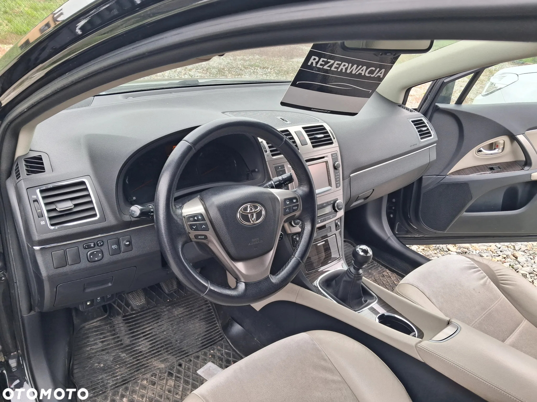 Toyota Avensis 2.0 Business Edition - 16