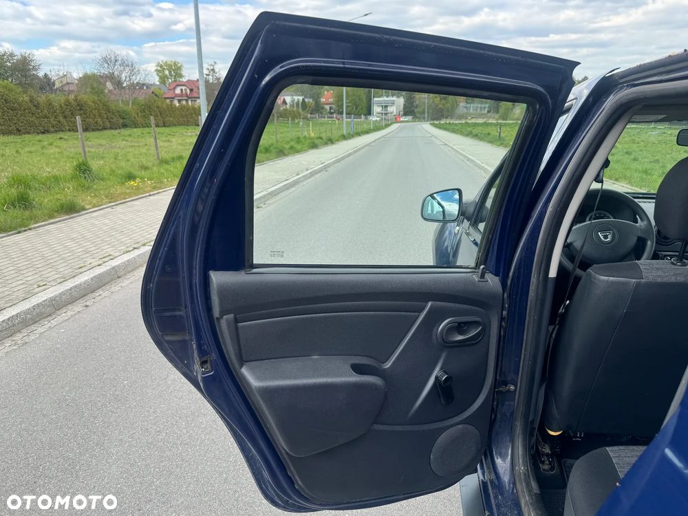 Dacia Duster 1.6 - 16