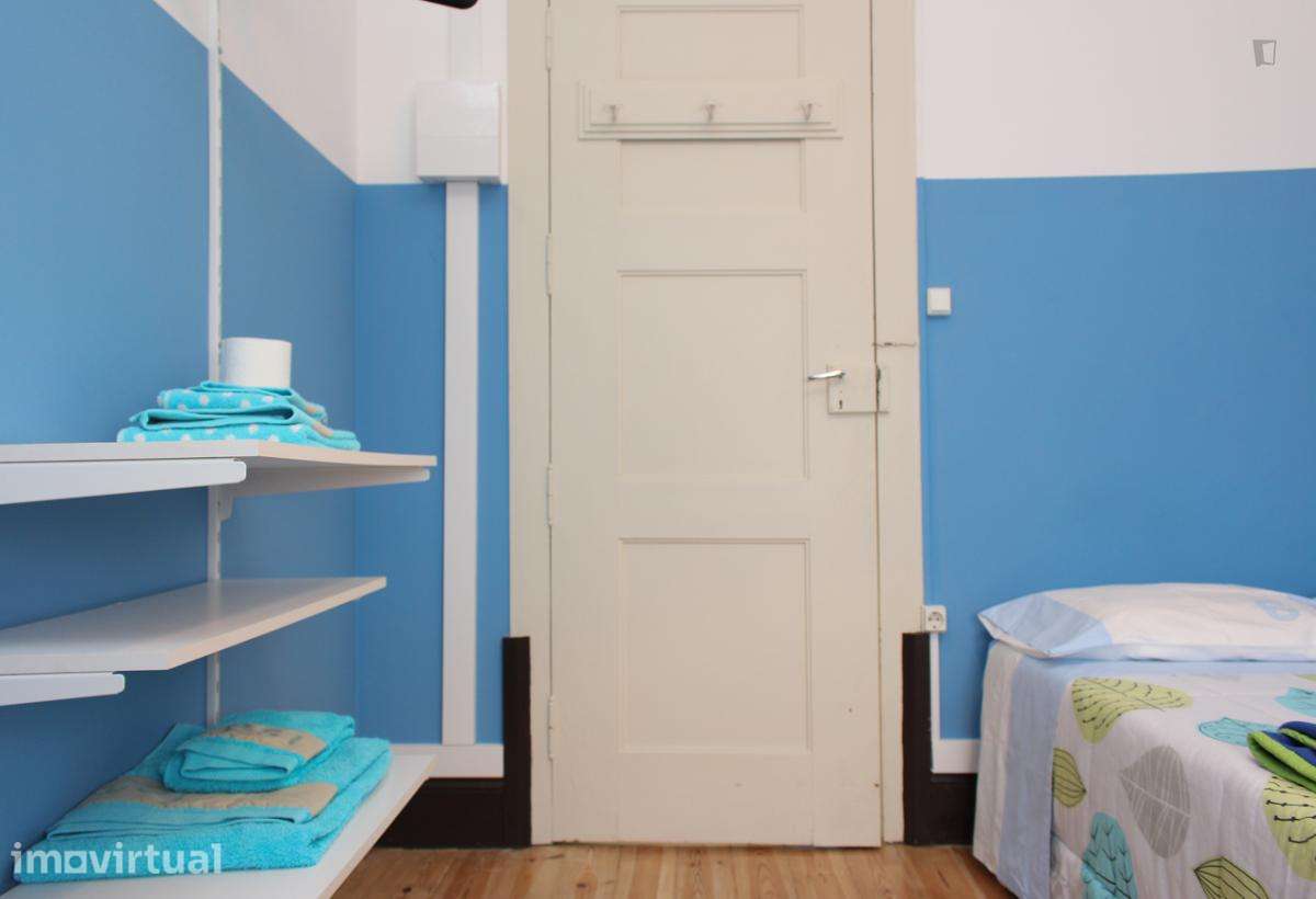 Quarto - localizado em Cidral Coimbra - Grande imagem: 3/31
