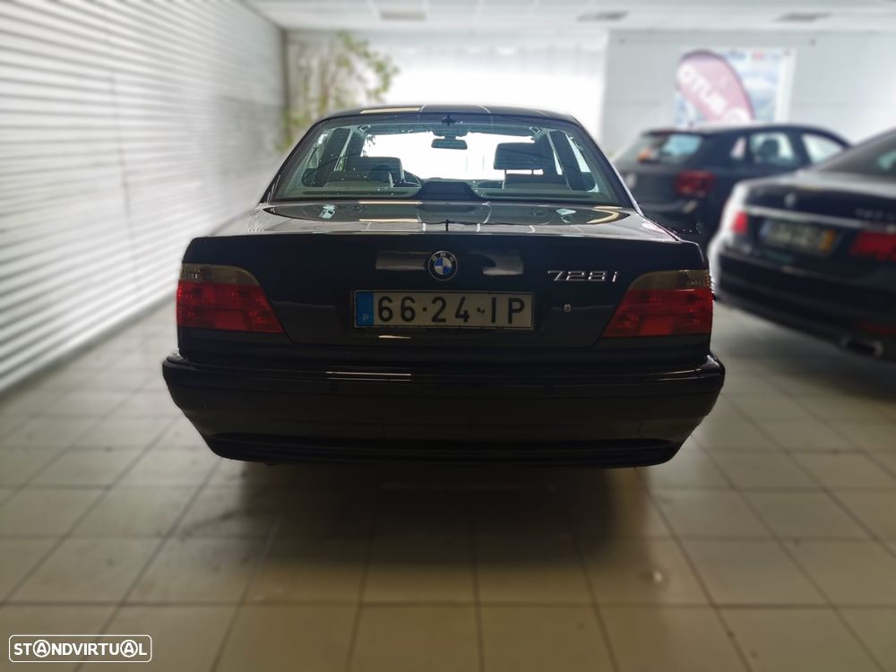 BMW 728 iLA - 6