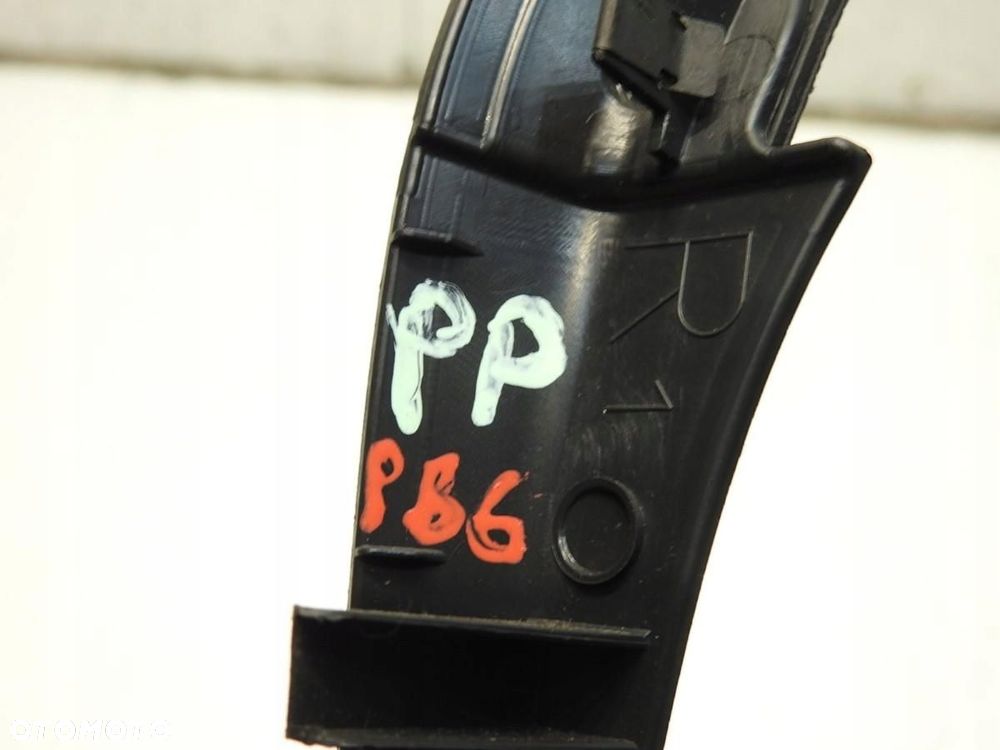 OSŁONA SŁUPKA A PRAWY PRZÓD VW PASSAT B6 3C0868238 - 2