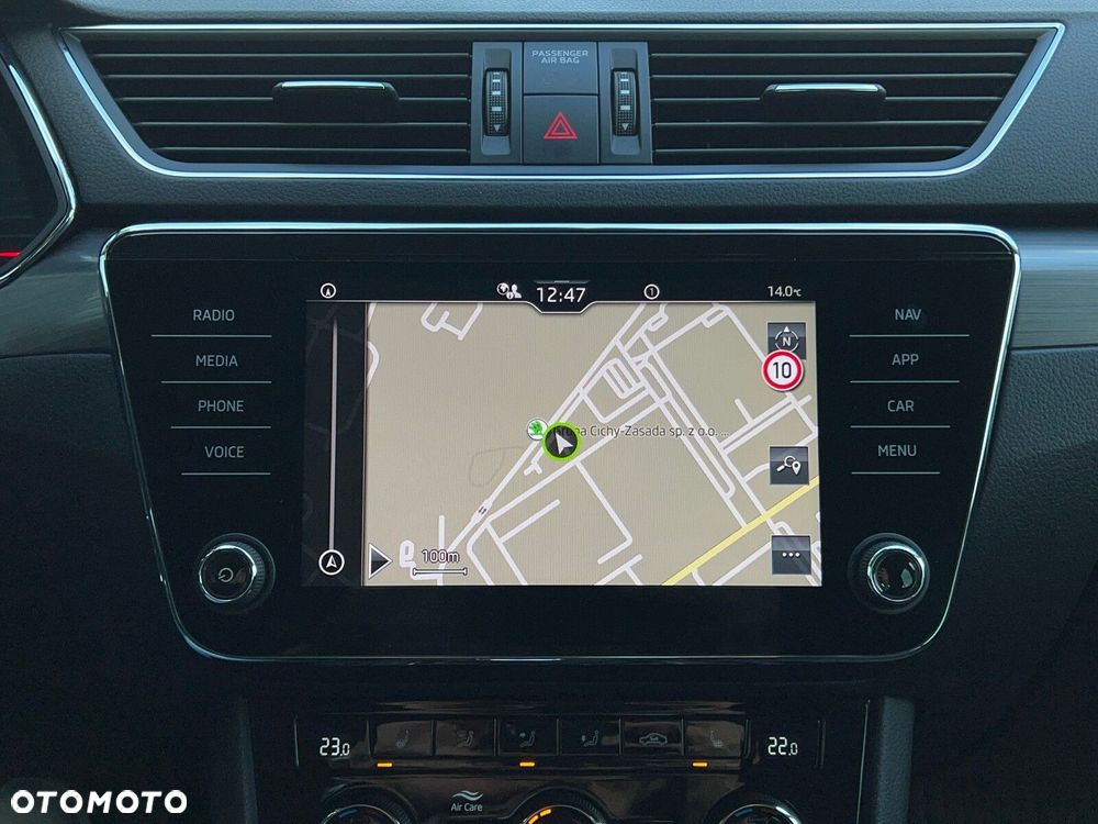 Skoda Superb 2.0 TDI SCR Style DSG - 30