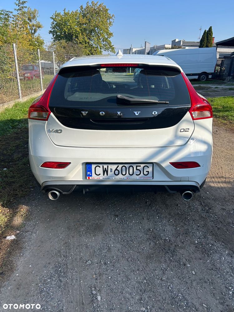 Volvo V40 2015 photo 5