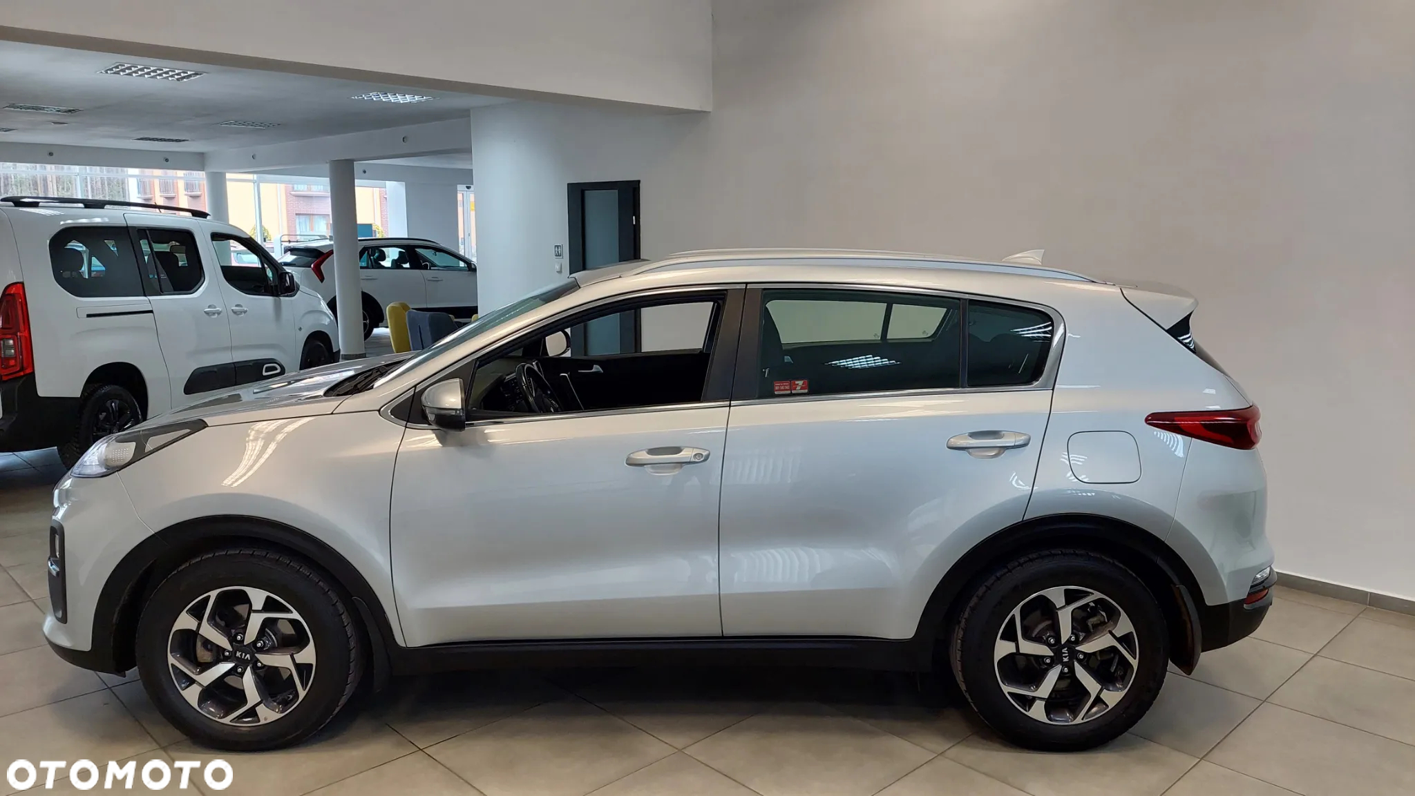 Kia Sportage 1.6 T-GDI M 2WD DCT - 2