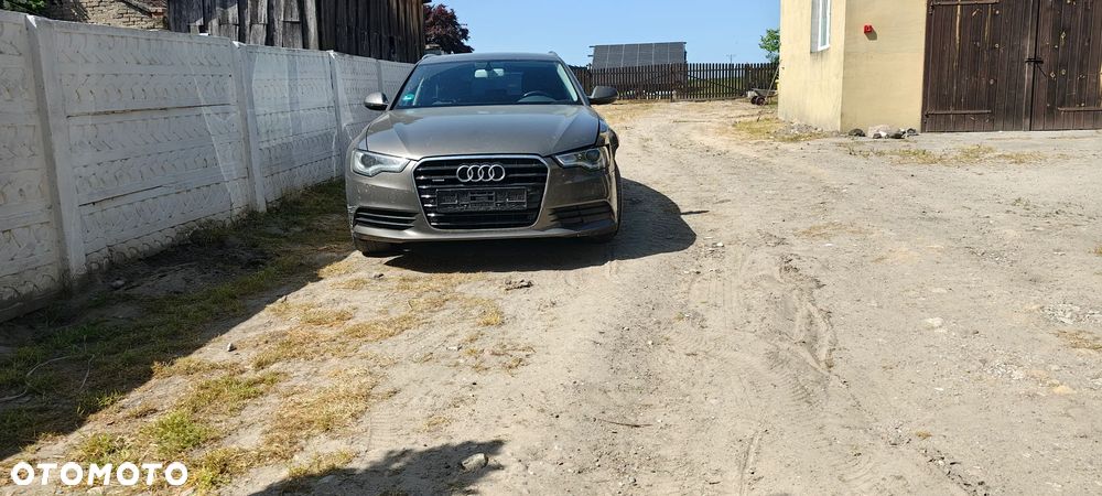 Audi A6 Avant - 15