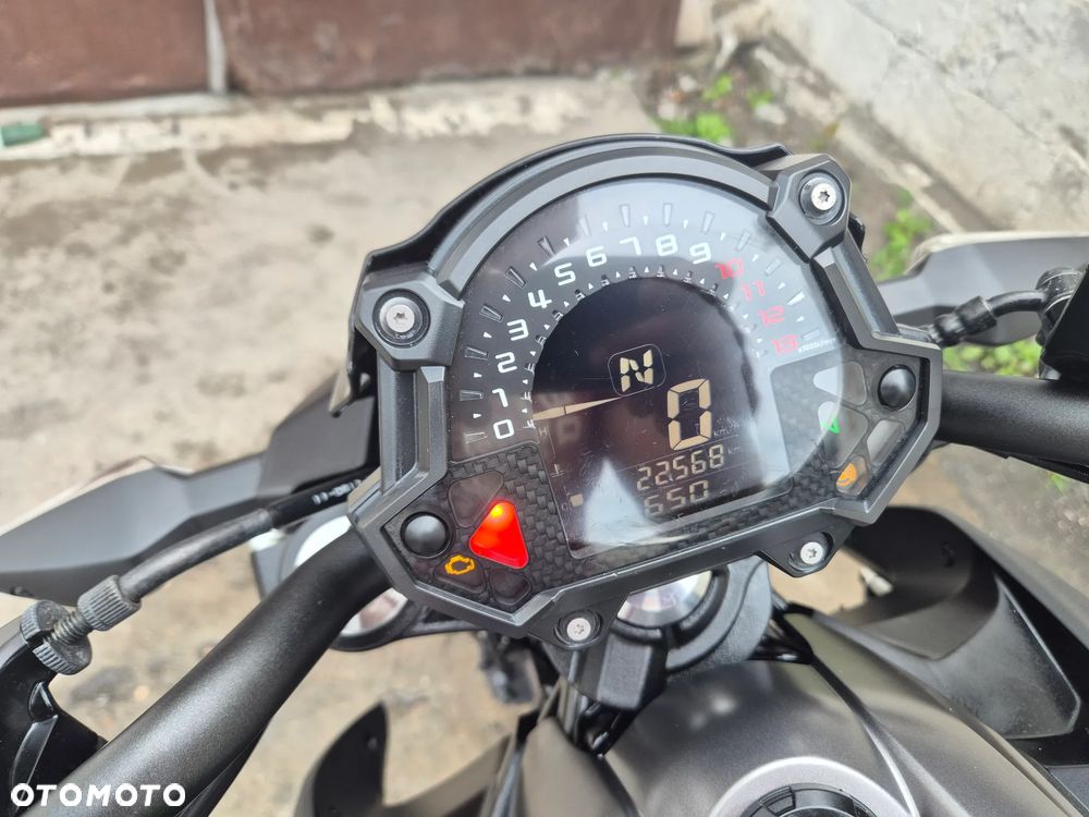 Kawasaki Z 650 - 11