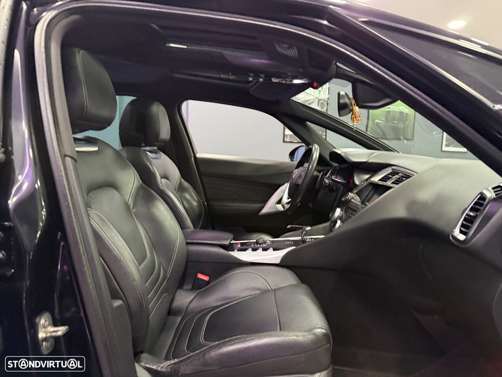 Citroën DS5 2.0 HDi Hybrid4 Sport Chic CMP6 - 16