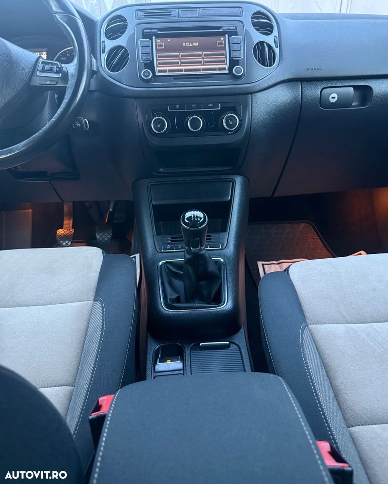 Volkswagen Tiguan 1.4 TSI BlueMotion Technology Exclusive - 38