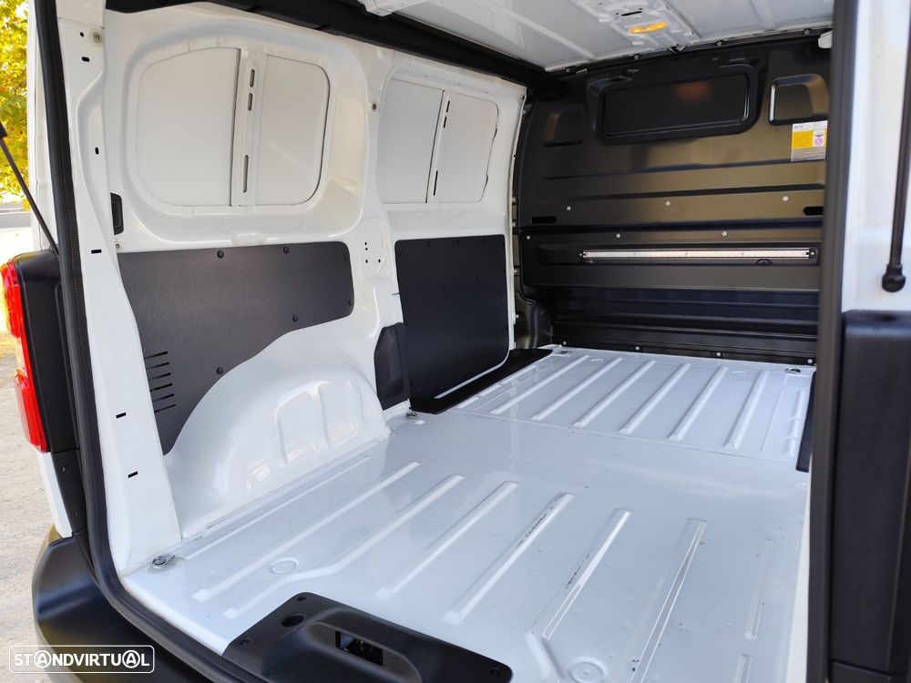 Opel Vivaro 1.5 D Cargo M Edition - 34