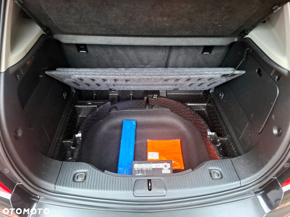 Chevrolet Trax 1.4T AWD LS - 36