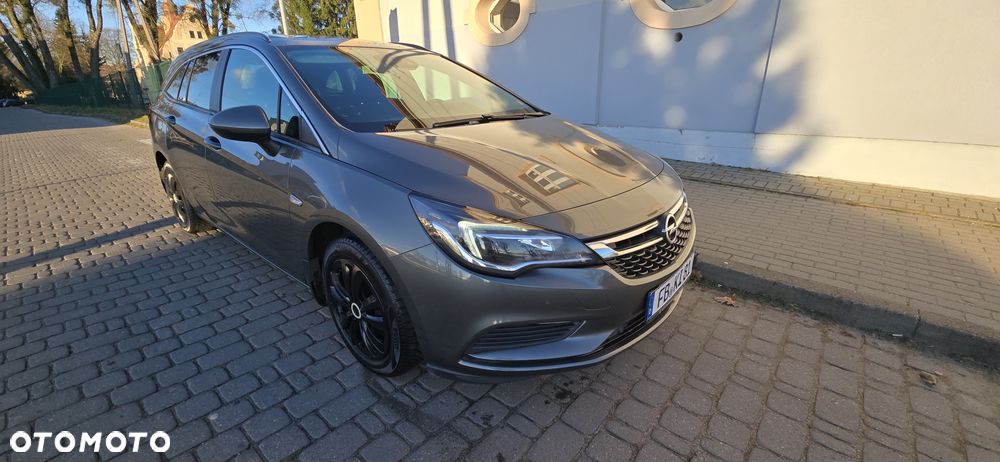 Opel Astra 1.6 D Start/Stop Dynamic - 1