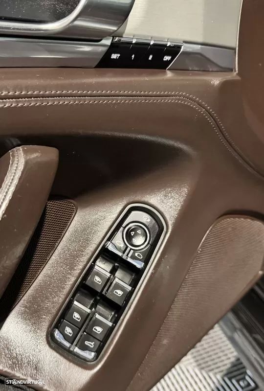 Porsche Panamera - 44
