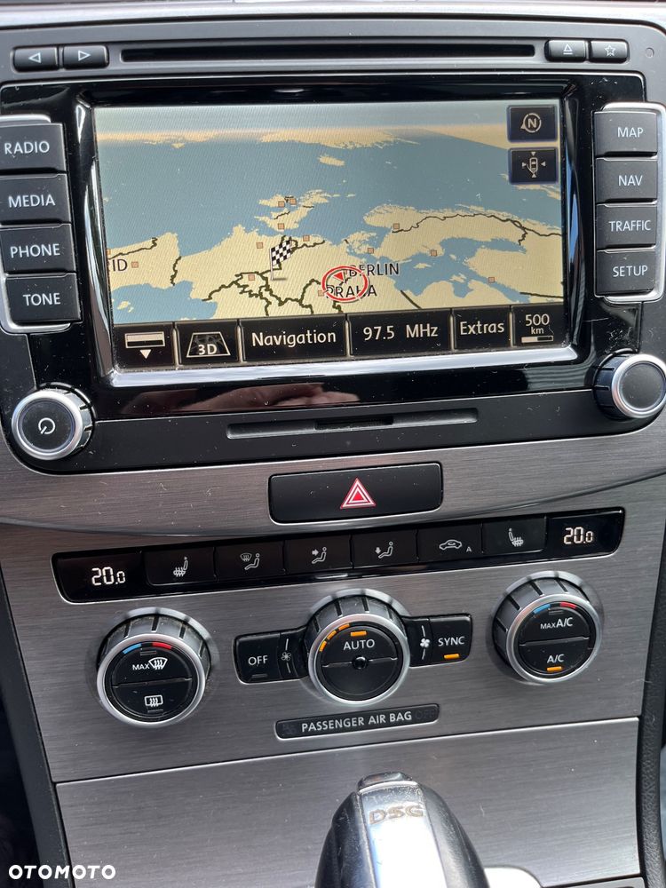 Volkswagen Passat Variant 2.0 TDI DSG BlueMotion Technology Comfortline - 13