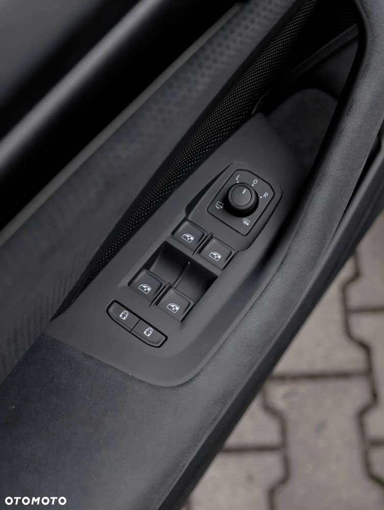 Skoda Superb 2.0 TSI Sportline DSG - 10