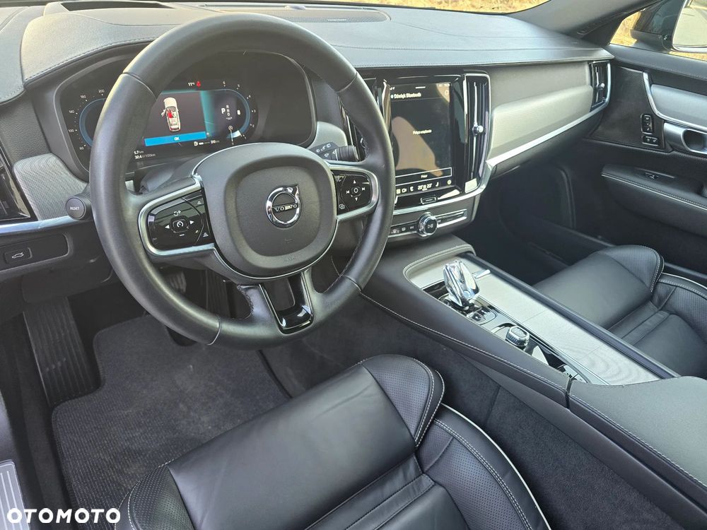 Volvo V90 Cross Country B4 D AWD Ultimate - 32