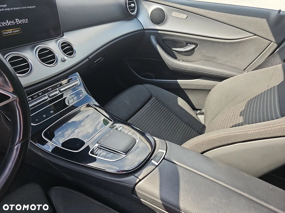 Mercedes-Benz Klasa E 300 de 4Matic 9G-TRONIC Avantgarde - 16