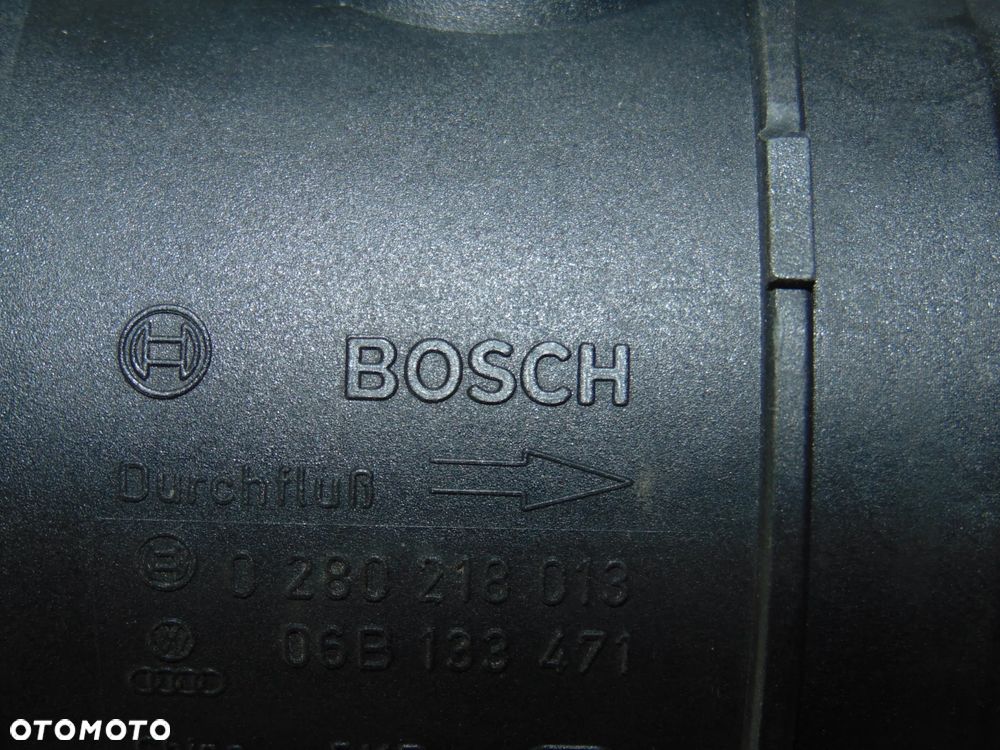 Przepływomierz Audi A4 B5 A6 C5 VW Passat 1.8 - 13