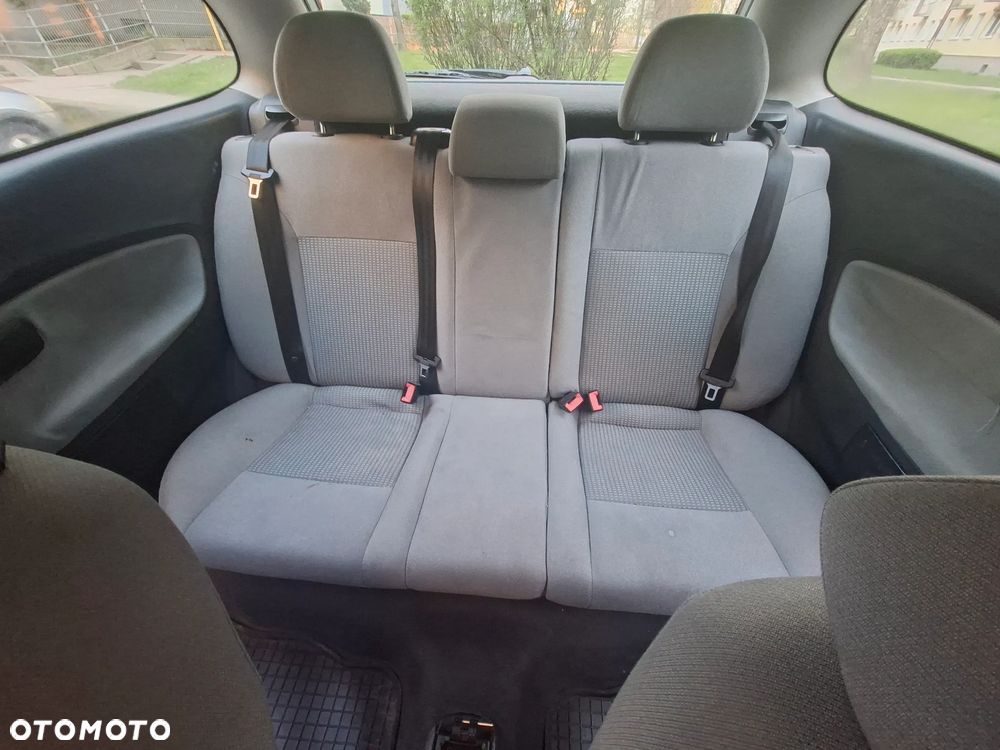 Seat Ibiza 1.4 16V Reference - 10