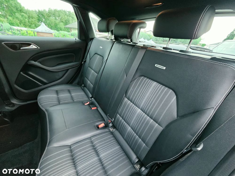 Mercedes-Benz Klasa B 180 7G-DCT AMG Line - 11
