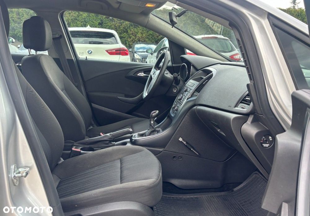 Opel Astra - 10