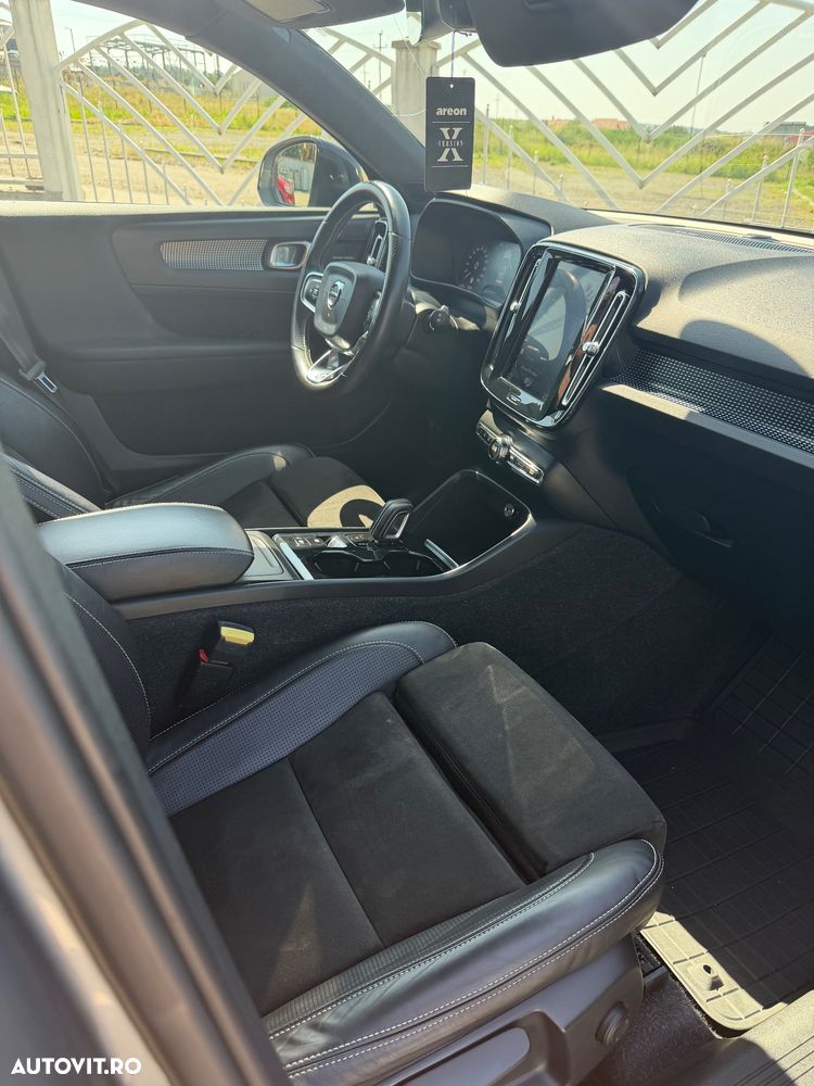 Volvo XC 40 D4 AWD R-Design - 11