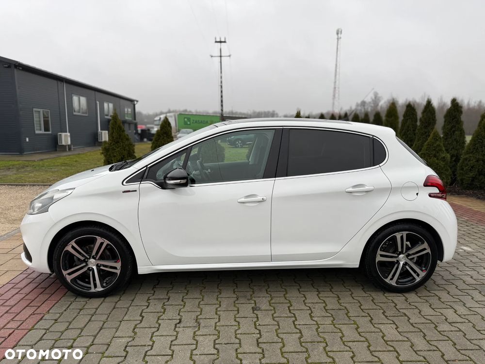 Peugeot 208 PureTech 110 Stop & Start Allure - 11