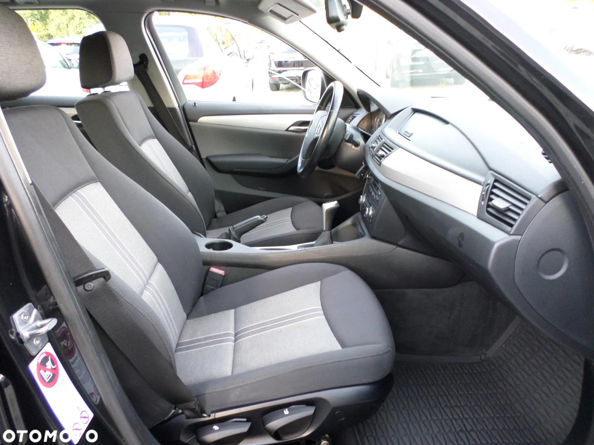 BMW X1 xDrive20d - 13