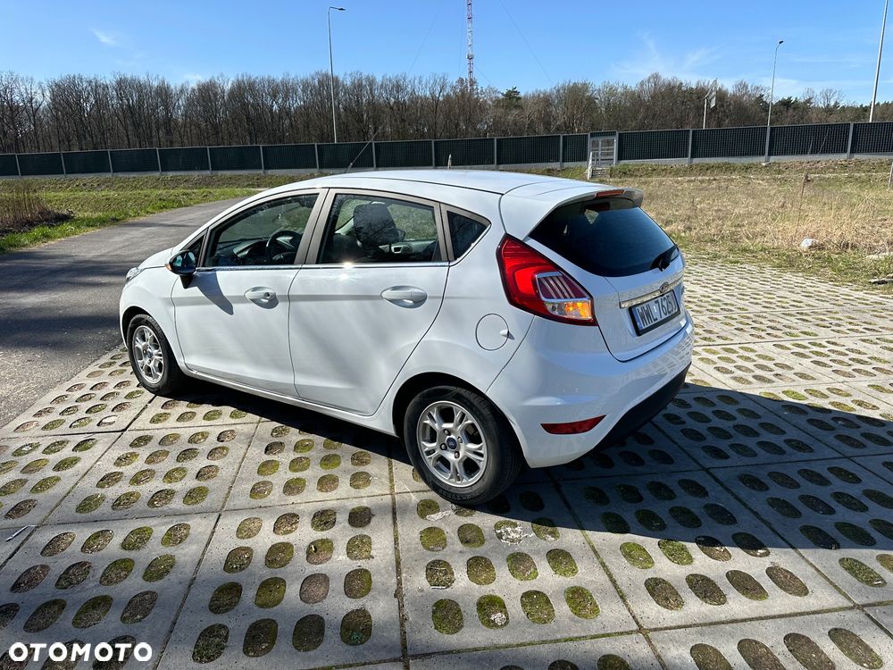 Ford Fiesta 1.5 TDCi Titanium - 6