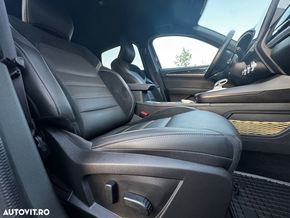 Renault Arkana E-TECH RS Line - 36