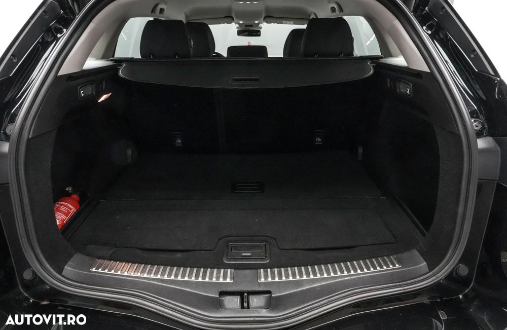 Renault Megane TCE 140 Equilibre - 22