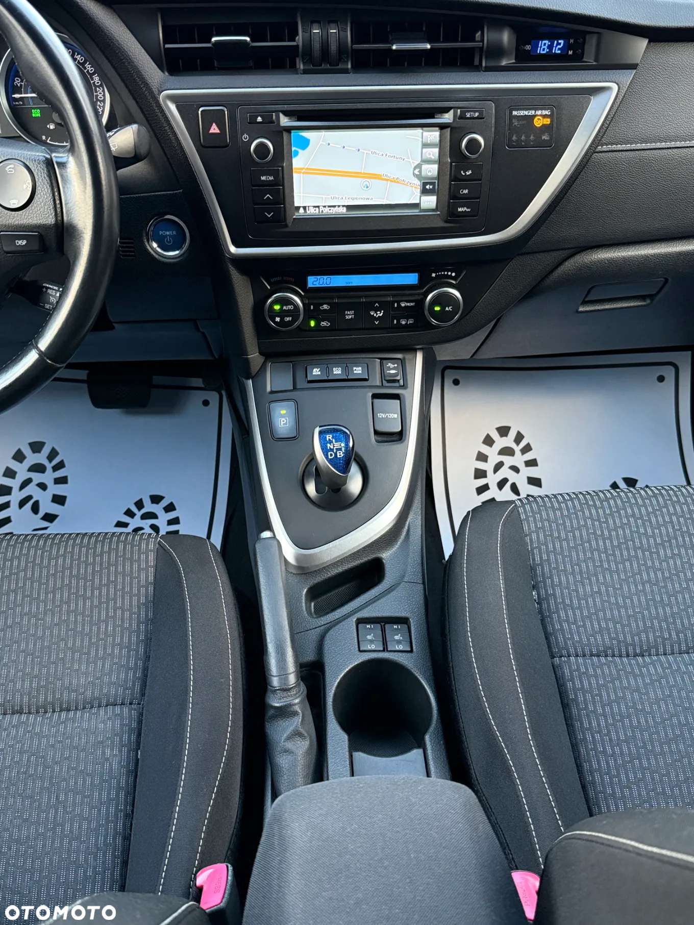 Toyota Auris 1.8 HSD Luna - 7