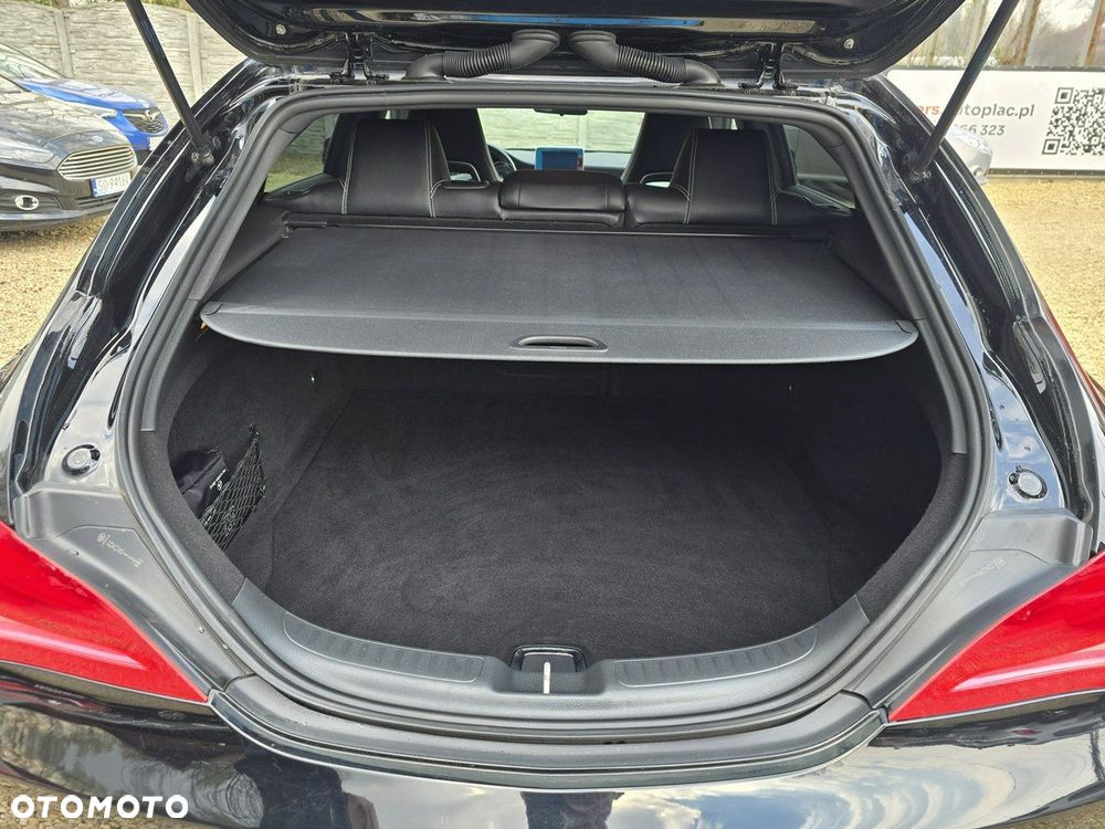 Mercedes-Benz CLA - 28