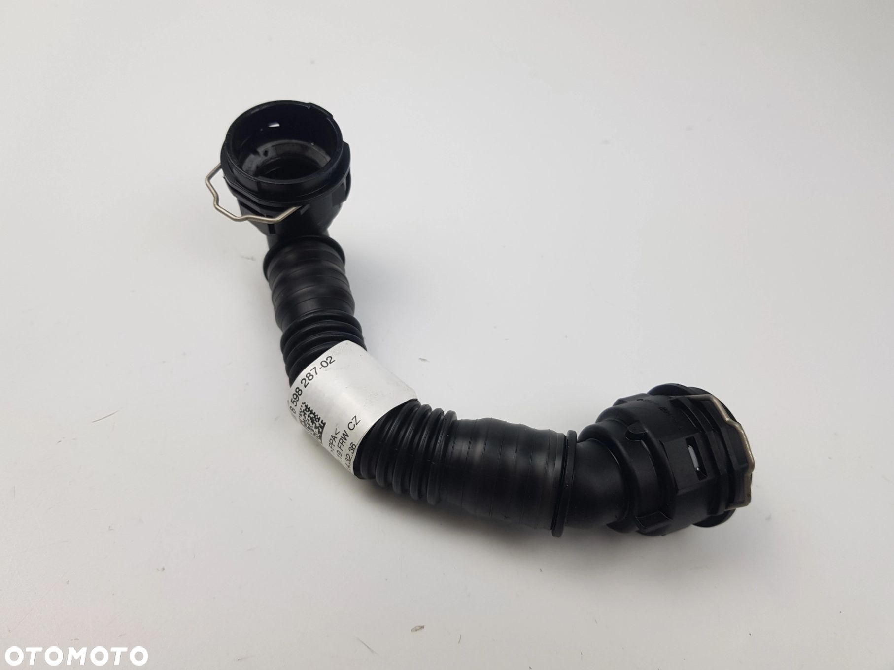 Przewód Rura głowicy cylindrów BMW G11 G20 G30 8598287 - 5