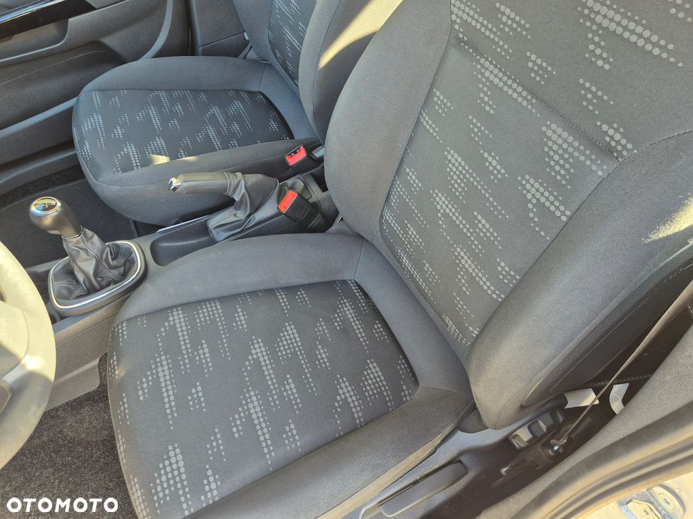Opel Corsa 1.2 16V Enjoy - 8