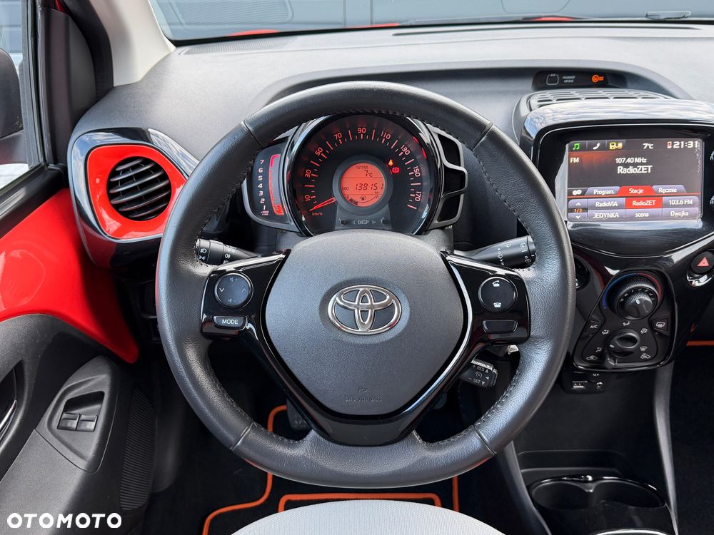 Toyota Aygo x-cite - 25