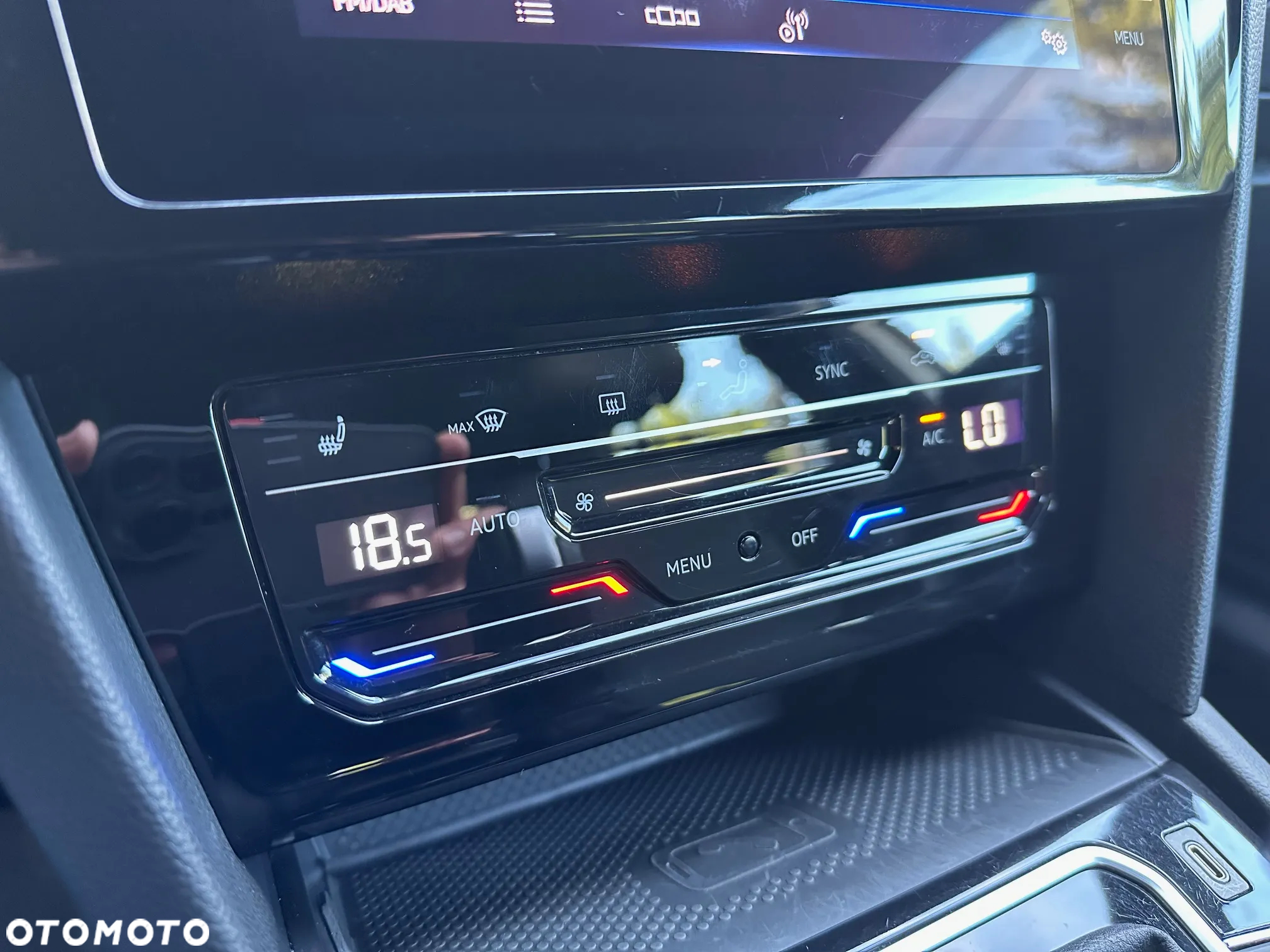 Volkswagen Passat 2.0 TSI Elegance DSG - 28
