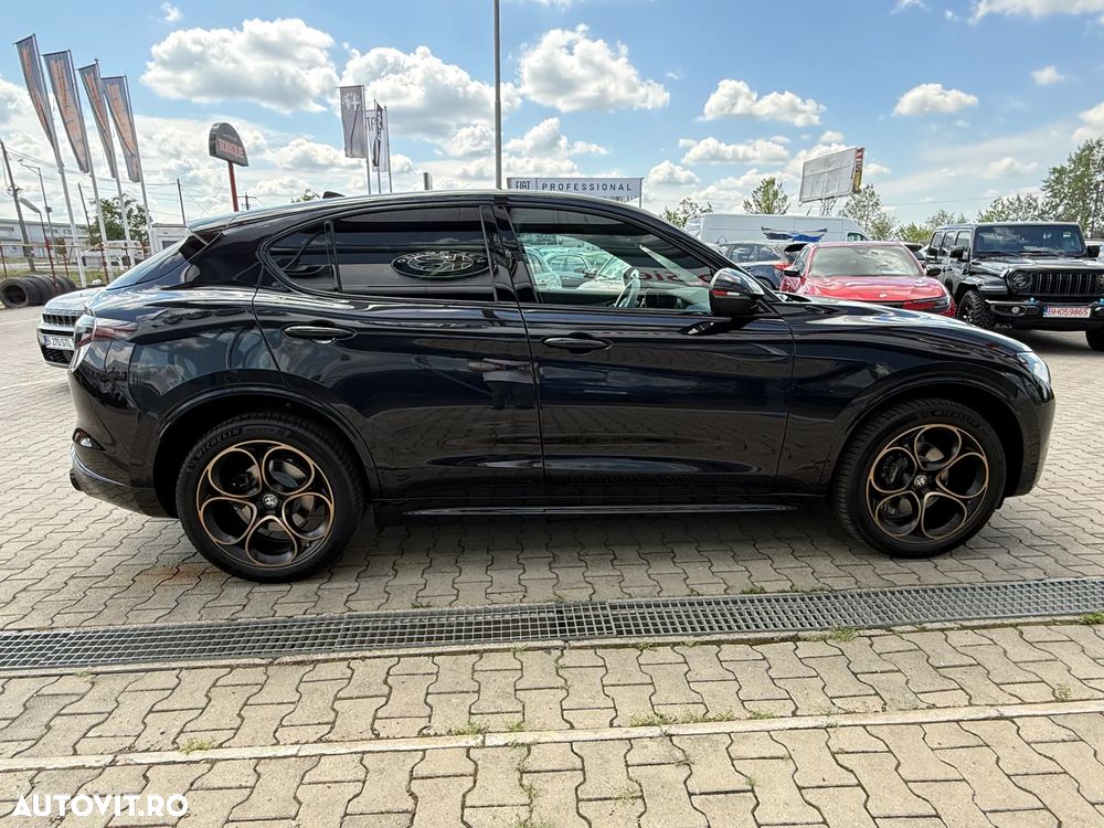 Alfa Romeo Stelvio 2.0 Turbo AWD AT8 Intensa - 7