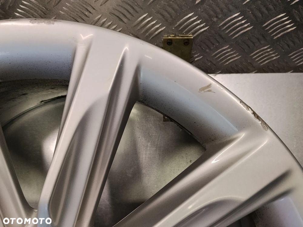 Felgi Audi A6 A7 A8 8Jx19 et26 5x112 - 10