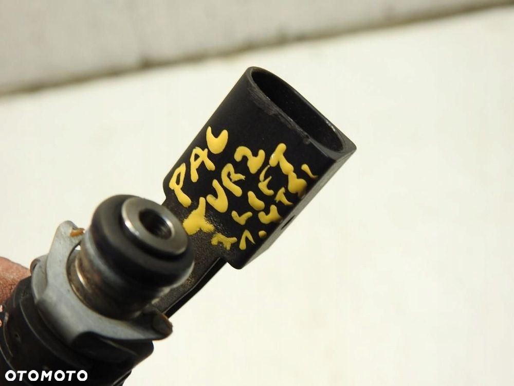 WTRYSK WTRYSKI VW TOURAN 1T3 LIFT 1.4 TSI 03C906036J - 3
