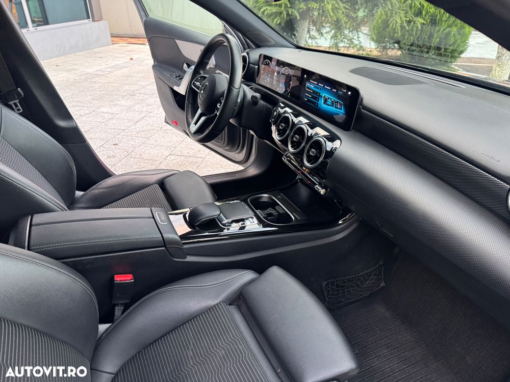 Mercedes-Benz A 180 d 7G-DCT - 11