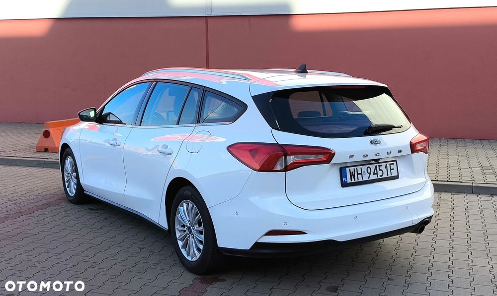 Ford Focus 2.0 EcoBlue Titanium - 14