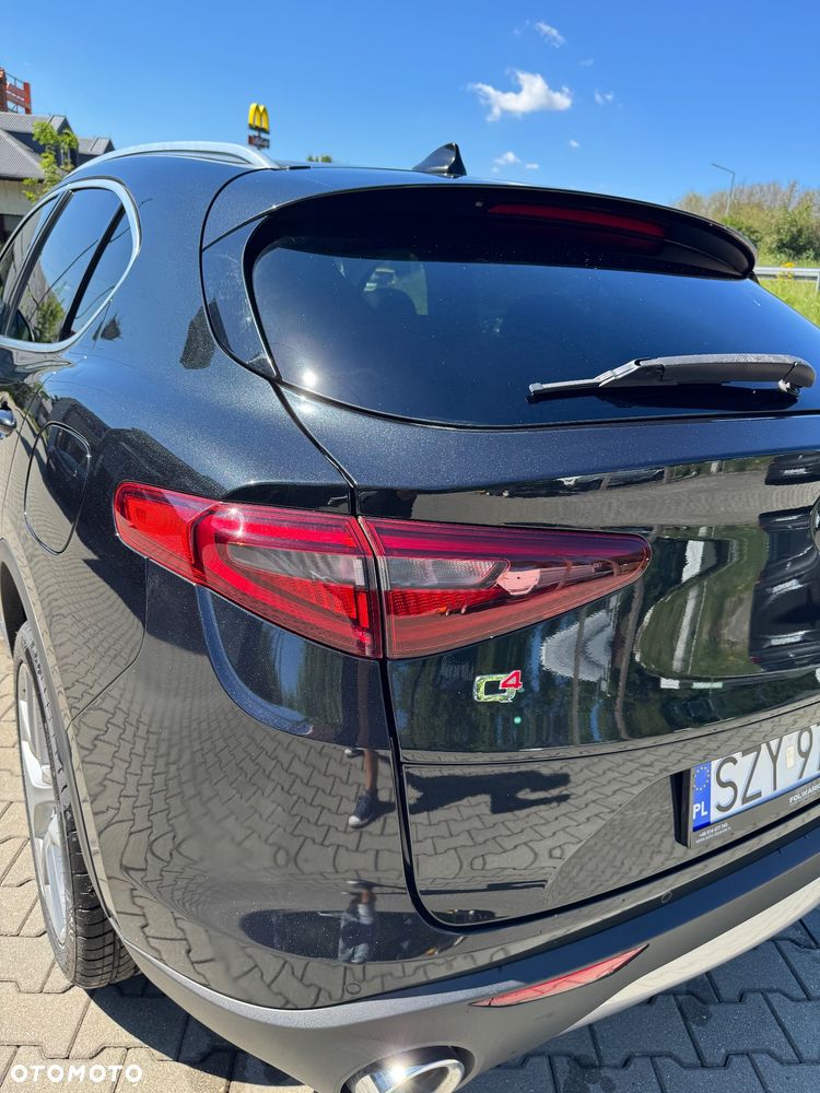 Alfa Romeo Stelvio 2.0 Turbo Veloce Q4 - 10