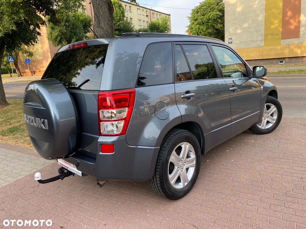 Suzuki Grand Vitara 2.0 Comfort Limited - 19