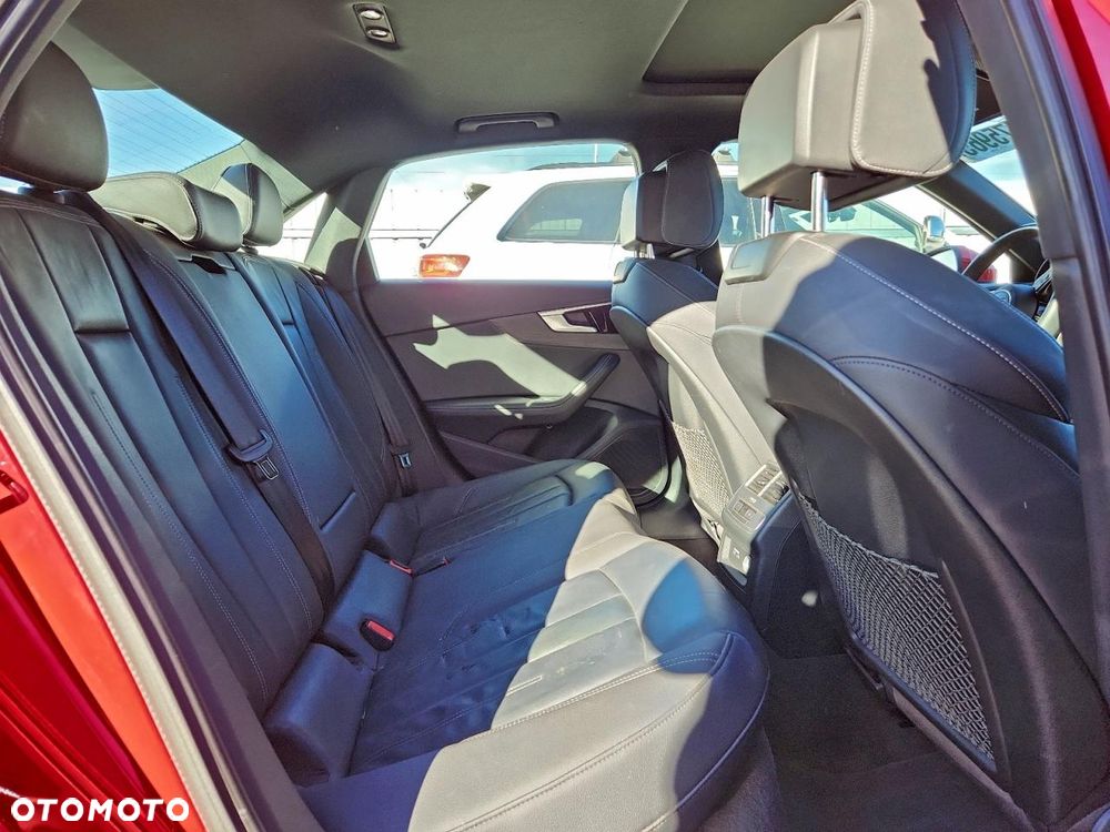 Audi A4 Limousine - 9