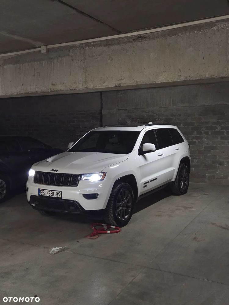 Jeep Grand Cherokee 3.6 V6 Pentastar 4WD Automatik Overland - 32