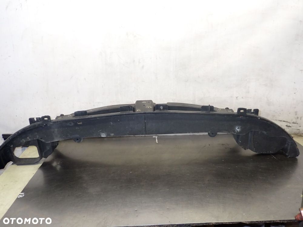 PAS PRZEDNI OKULAR RENAULT TRAFIC II 1.9 - 5